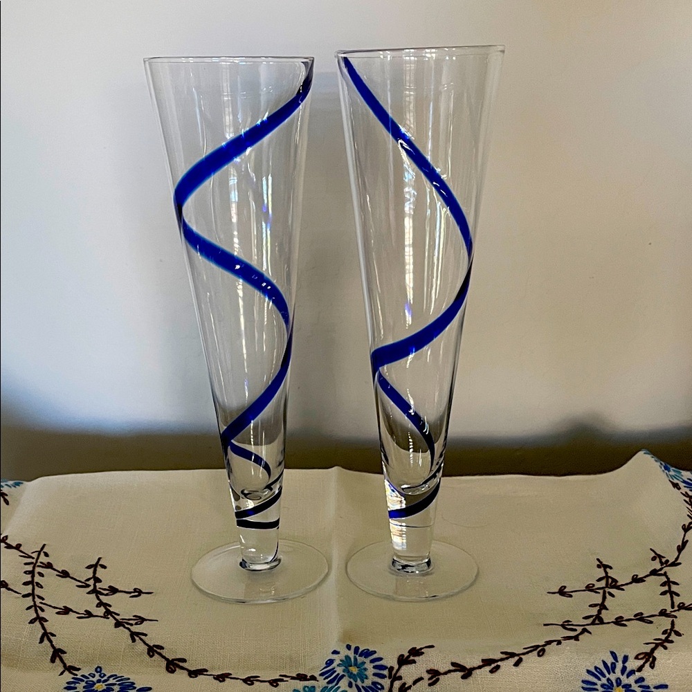 Pier 1 Colbalt Blue Swirline Pilsner Beer Glasses